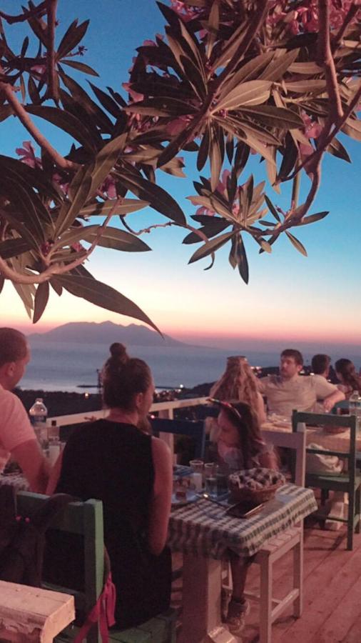מלון İmroz Dimitri Ada Evi & Restaurant מראה חיצוני תמונה