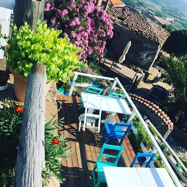 מלון İmroz Dimitri Ada Evi & Restaurant מראה חיצוני תמונה